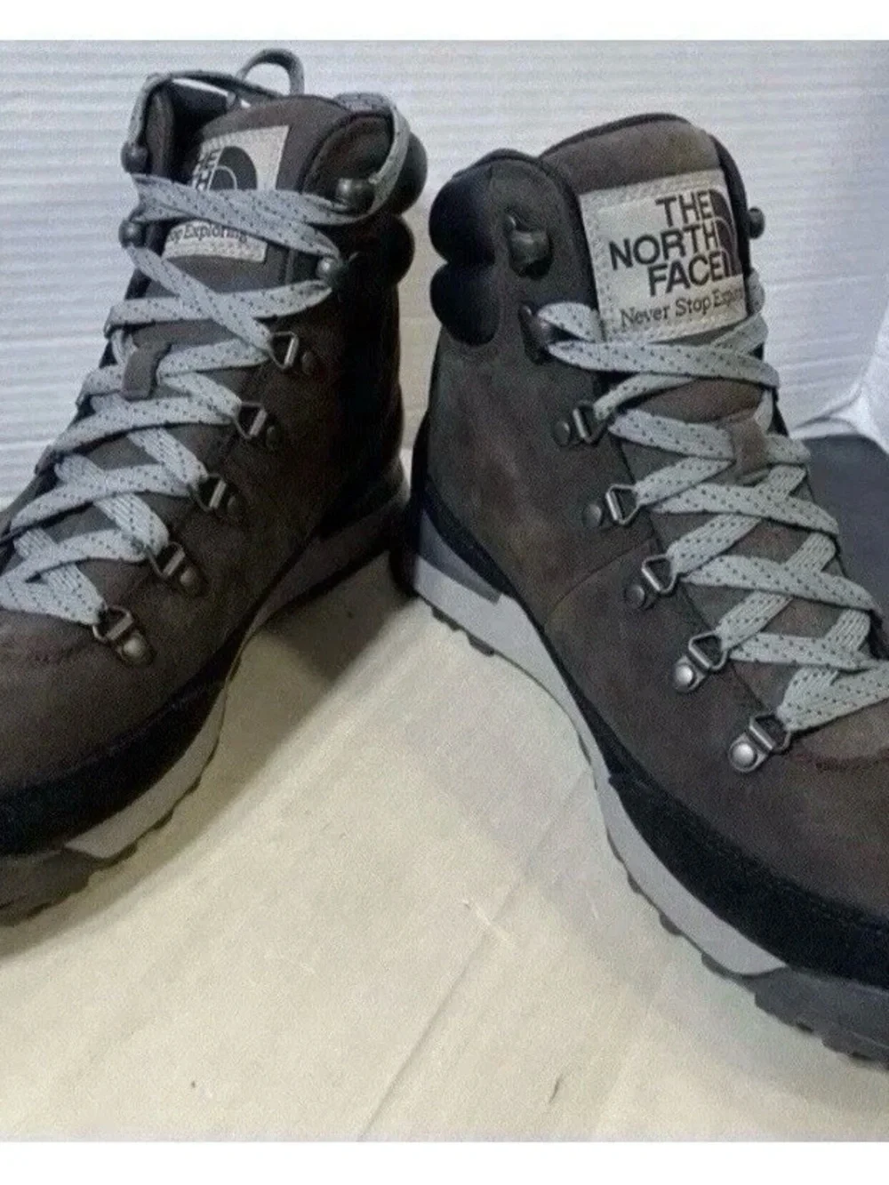 The North Face Back To Berkeley IV Waterproof Hiking Boots Snow Winter 10 NWT!